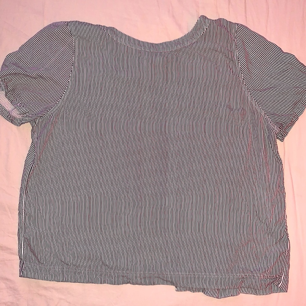 Cute Women’s Striped Button-Up Back Beach Shirt Size XL